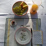 Casa Quadrilumi 3* イーモラ