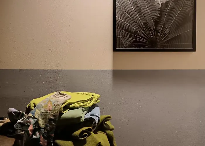 Casa Quadrilumi 3* イーモラ